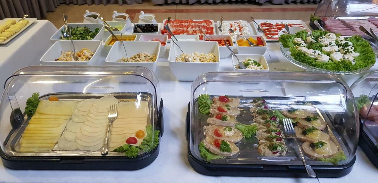 斯瓦塞德斯欧元酒店 Swarzędz 外观 照片
